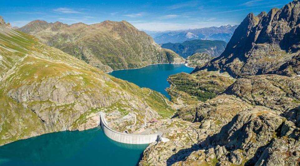 giant water battery in Switzerland
